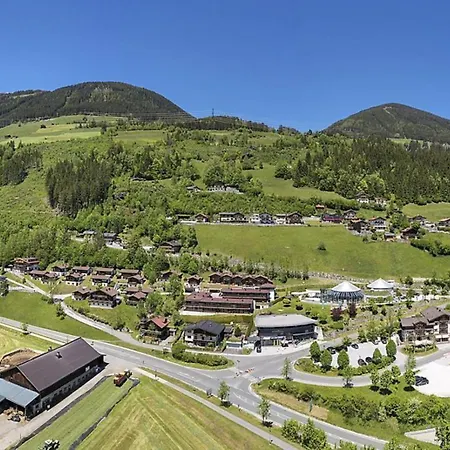 Schoeneben Milka * Wald im Pinzgau