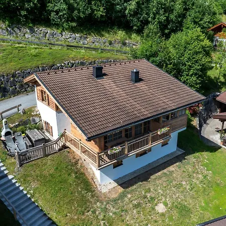 Nyaraló Schoeneben Milka *